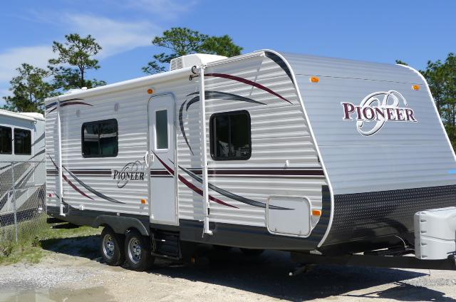 2013 Heartland Pioneer